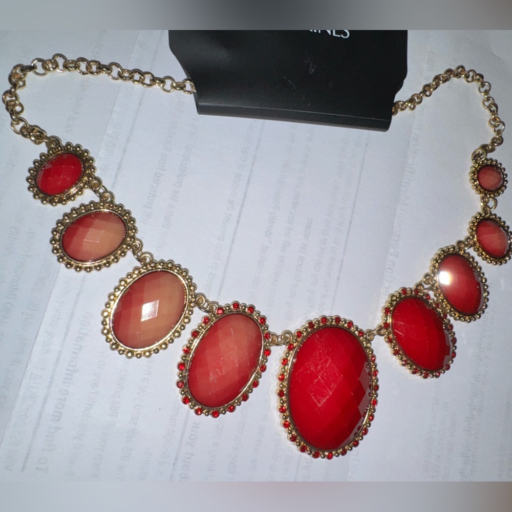 Catherines Red and Gold chunky Statement Necklace NWT retails $29 - Picture 6 of 8